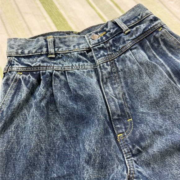 Vintage Space Legs High-Waisted Pleated Blue Denim Jeans - Picture 2 of 9